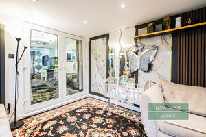 Photo 19- click for photo gallery